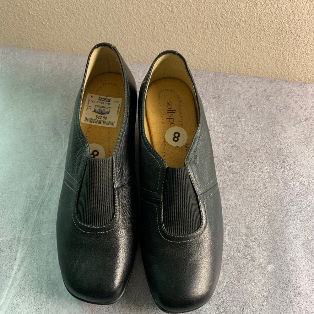 Softspots Women's Black Leather Comfort Wedge Heel Shoes -‎ Size 8M - Picture 10 of 10